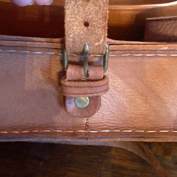 Leather brown bag w/ red and cream and black crochet on the front, shoulder bag - Picture 8 of 12